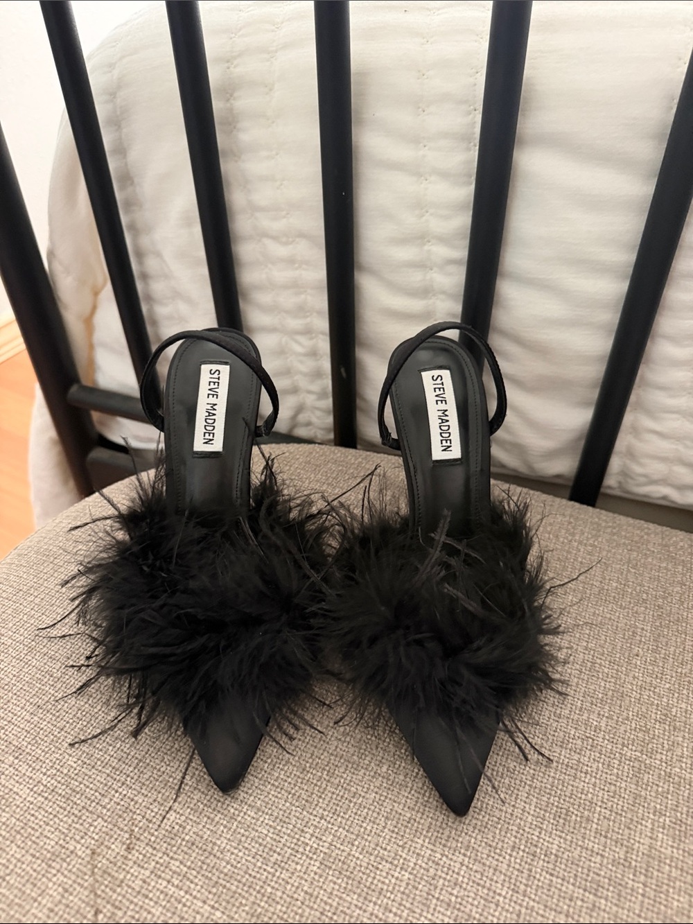 Steve Madden Black Feather Trim Pointed Slingbacks